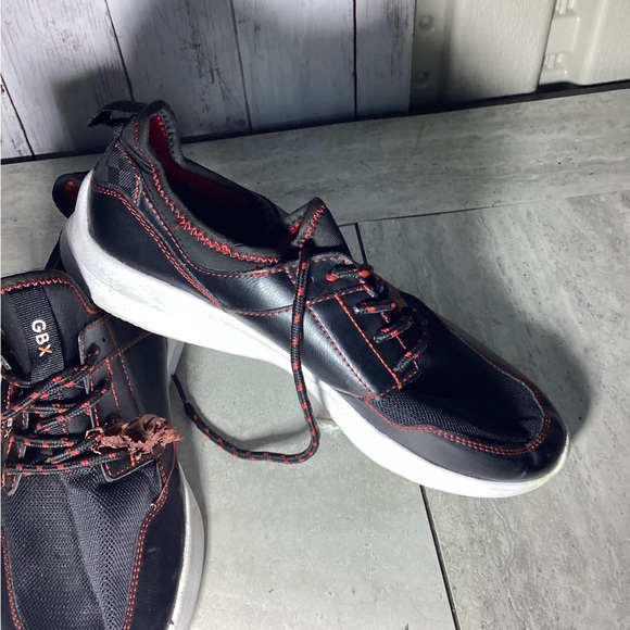 GBX Pace Casual Fashion & Athletic Mesh Running Sneakers for Men Black/Red 10 - Picture 3 of 5
